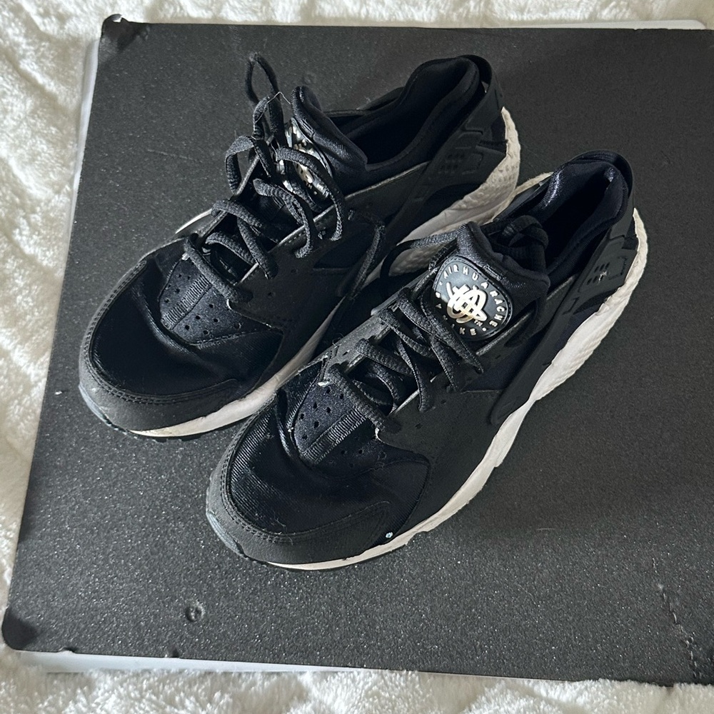 Black Athletic Shoes